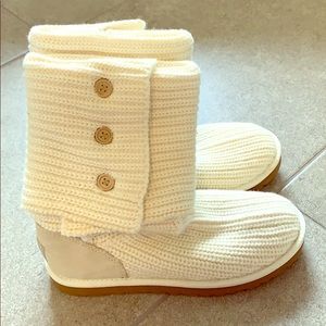 Cream Sweater UGG boots